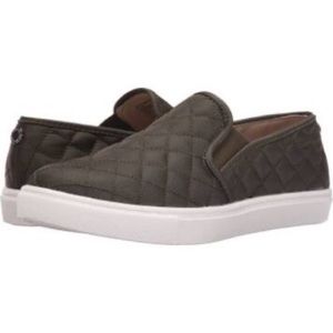 Steve Madden Ecentrcq